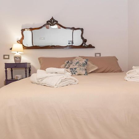 바를레타 Centro Storico Redmood House A 5 Min Dal Mare, Wi-Fi, A/C E Netflix 아파트 외부 사진