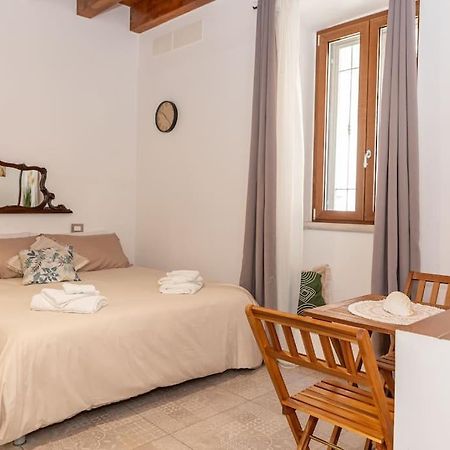 바를레타 Centro Storico Redmood House A 5 Min Dal Mare, Wi-Fi, A/C E Netflix 아파트 외부 사진