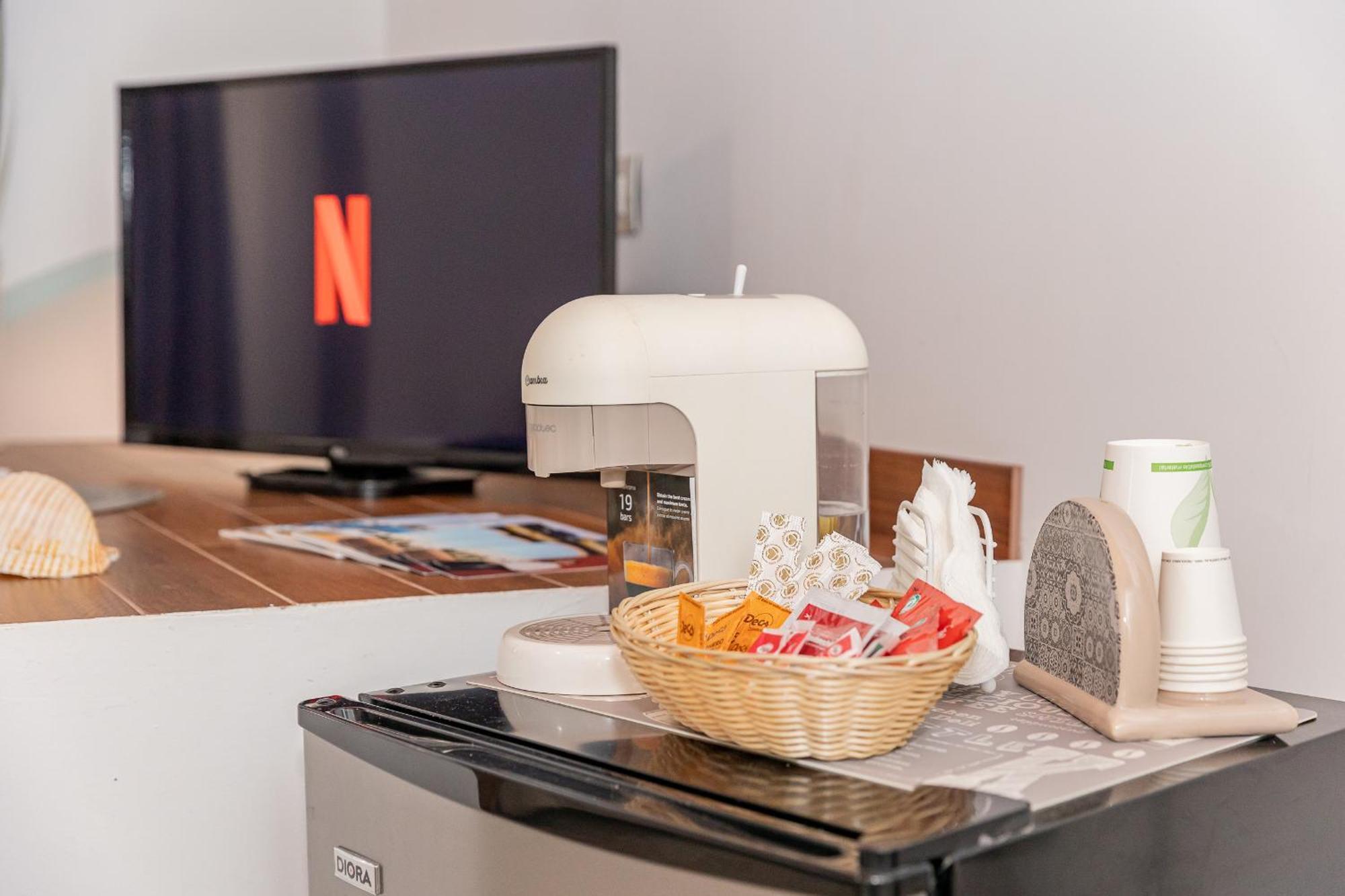 바를레타 Centro Storico Redmood House A 5 Min Dal Mare, Wi-Fi, A/C E Netflix 아파트 외부 사진
