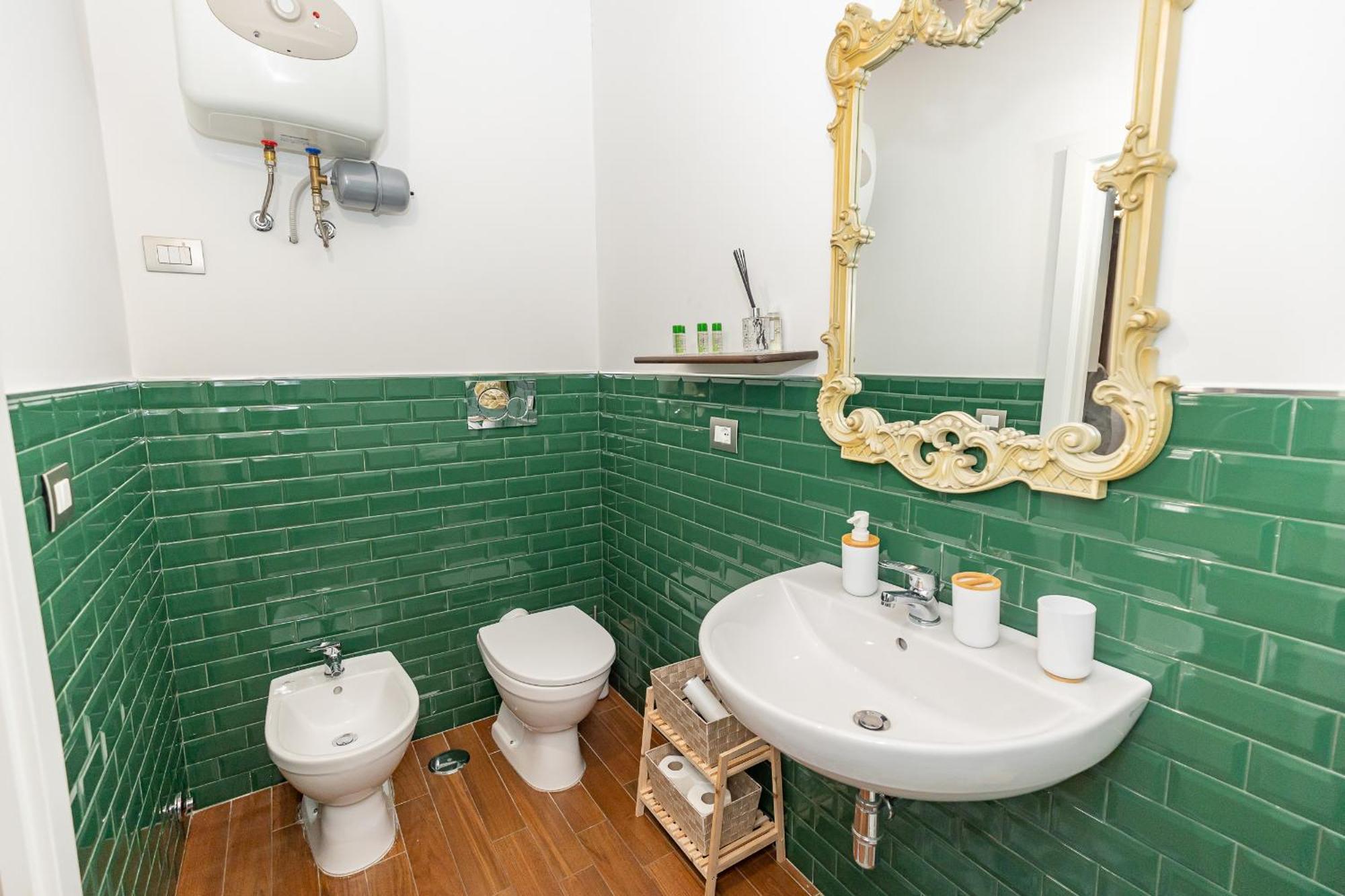 바를레타 Centro Storico Redmood House A 5 Min Dal Mare, Wi-Fi, A/C E Netflix 아파트 외부 사진